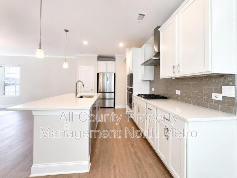 Main Rental Photo 3