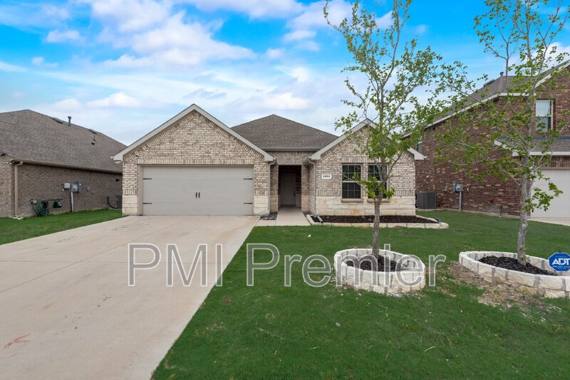 Princeton House: 1501 Hidden Bluff Crossing