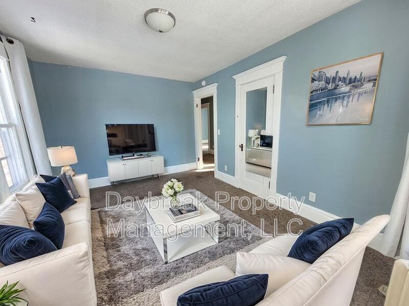 Fargo Condo: 915 Broadway North - 3