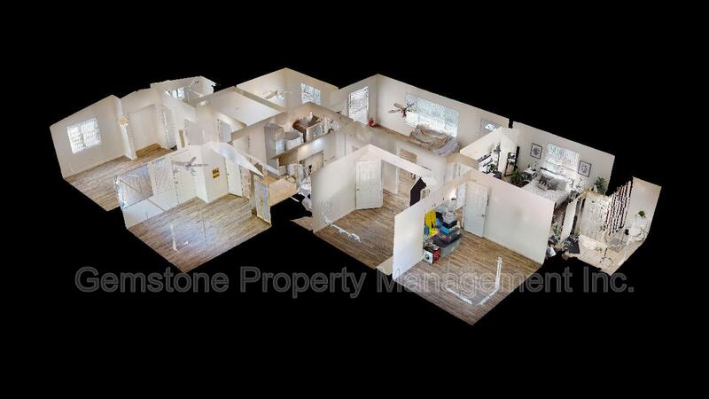 San Diego House: 5261 Tipton St