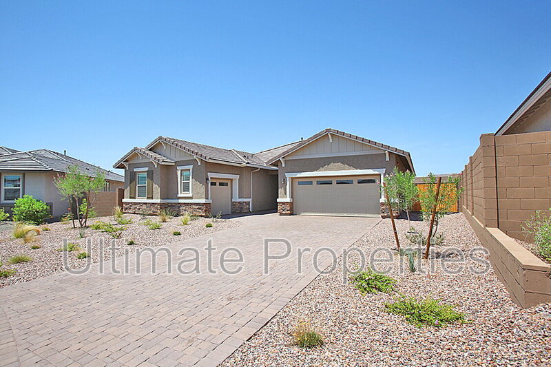 Peoria House: 30104 N 116th Ln