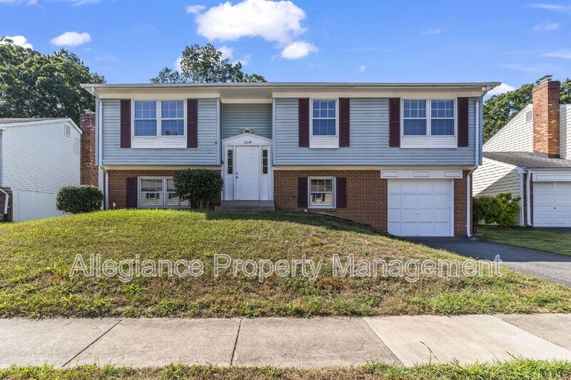 Springfield House: 7219 Bona Vista Court