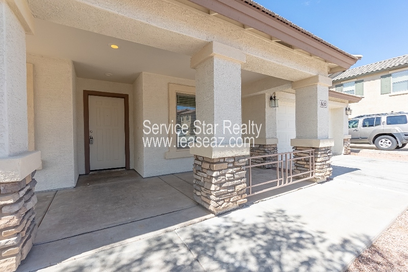 Laveen House: 8414 S 48th Ln
