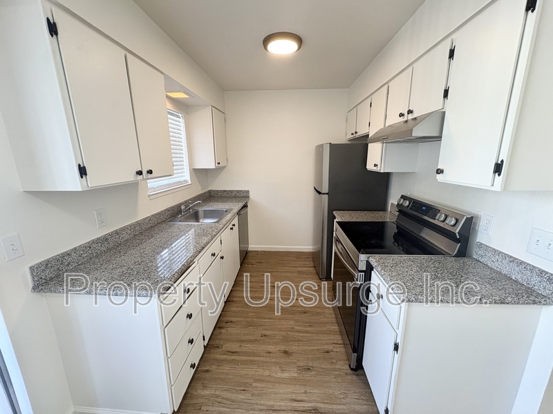 Redding Apartment: 715 Mary St