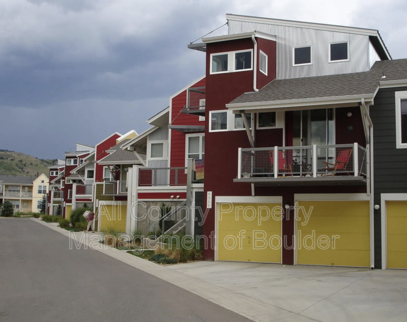 Boulder Townhome: 4758 18th Street