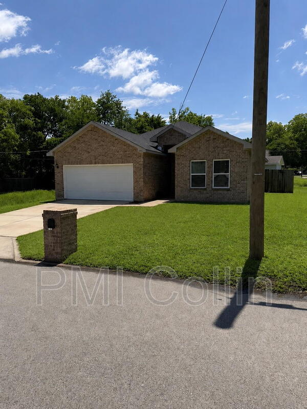 Greenville House: 1421 Jones St