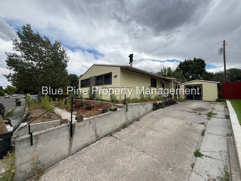 Idaho Falls House: 1080 Halsey Street