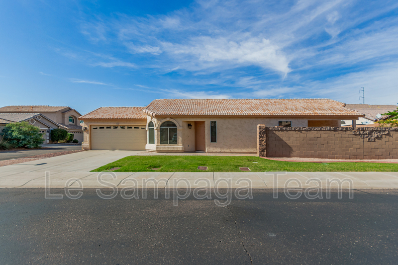 Phoenix House: 2221 E Union Hills Dr UNIT 165