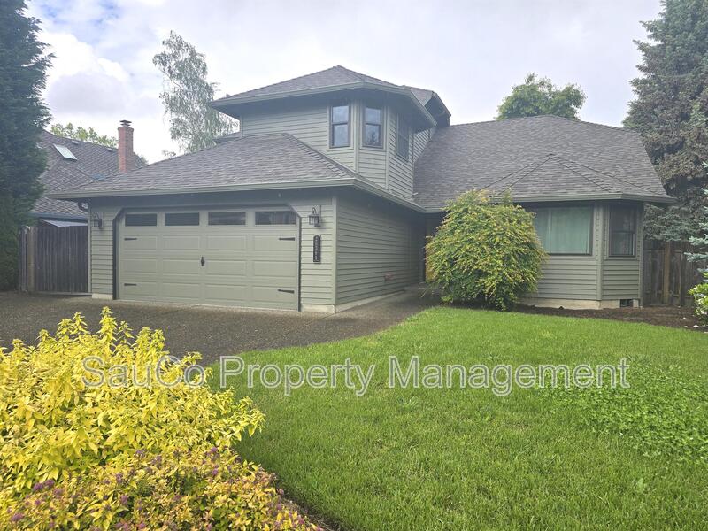 Portland House: 20365 Northwest Quail Hollow Drive