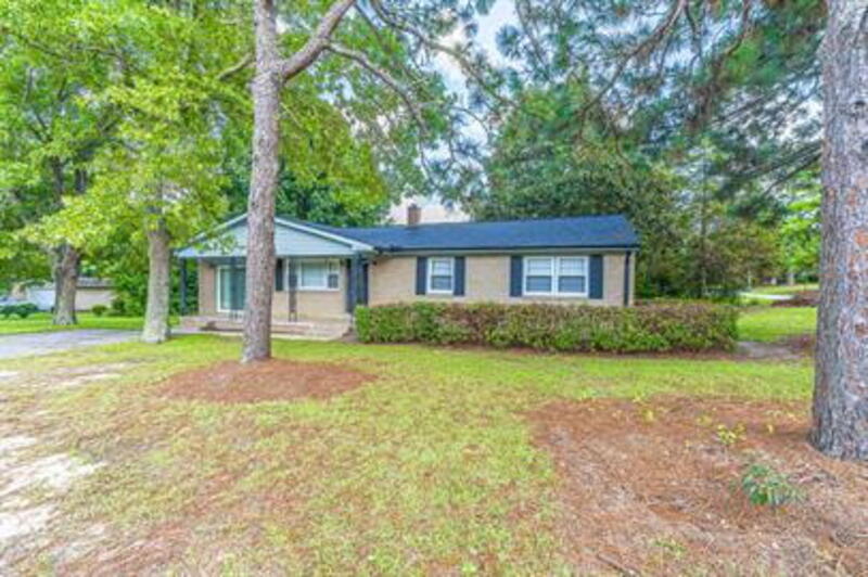 Southern Pines House: 205 North Glover Street
