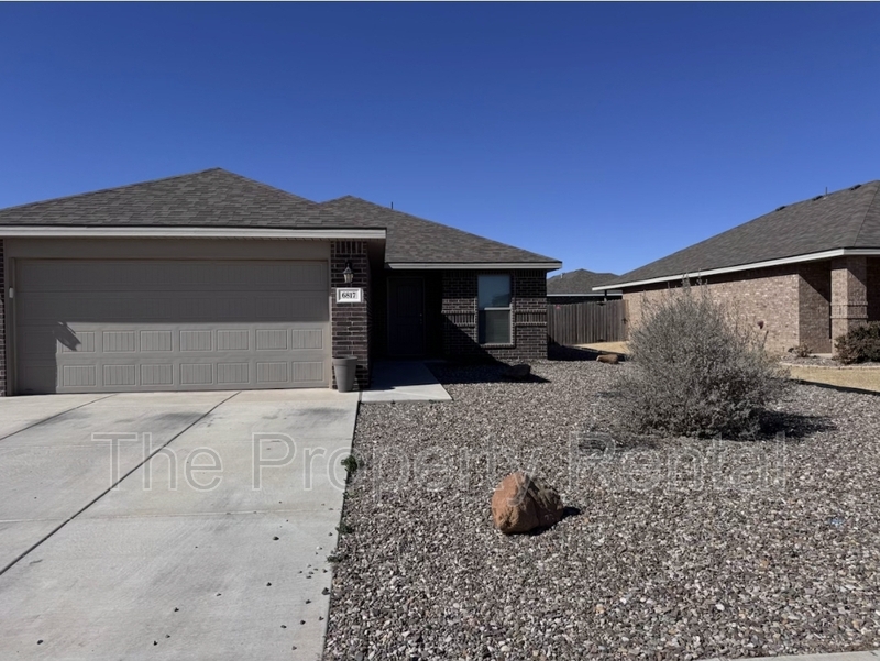 Midland House: 6817 Baron Drive
