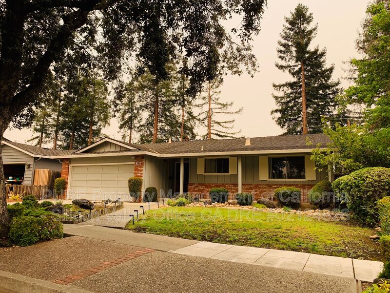 Cupertino House: 8137 Presidio Drive