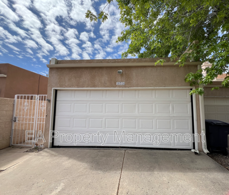 Albuquerque House: 10316 Gutierrez Rd NE
