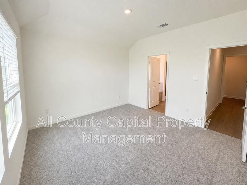 Main Rental Photo 18