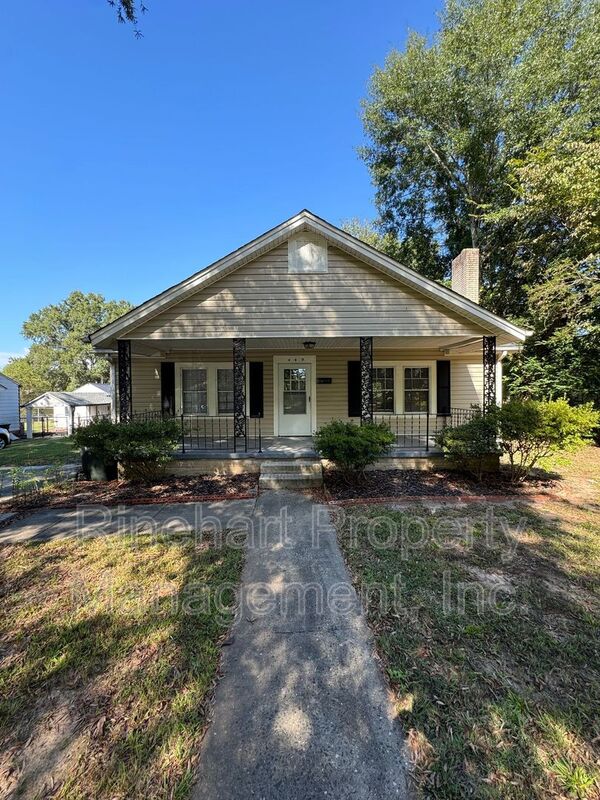 Rock Hill House: 449 Jackson Street