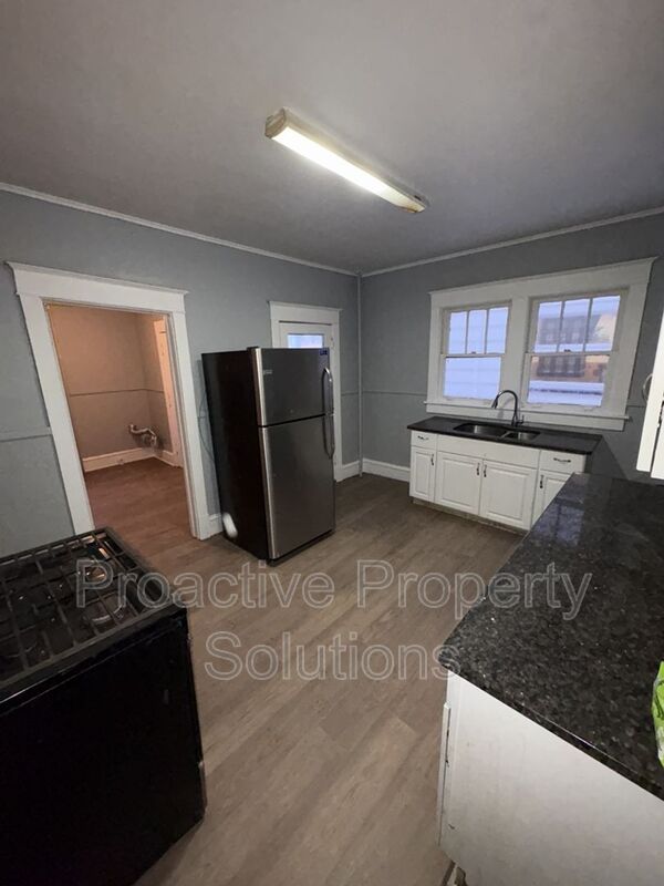 Wilkes-Barre House: 21 Edison Street