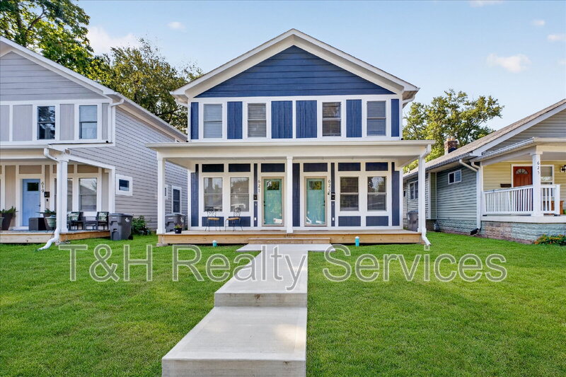 Indianapolis Condo: 623 West 39th Street