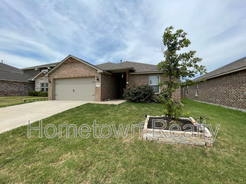 El Reno House: 1712 Vermilion Lane