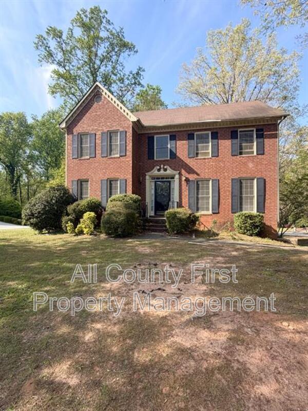 Decatur House: 3688 Seton Hall Dr.