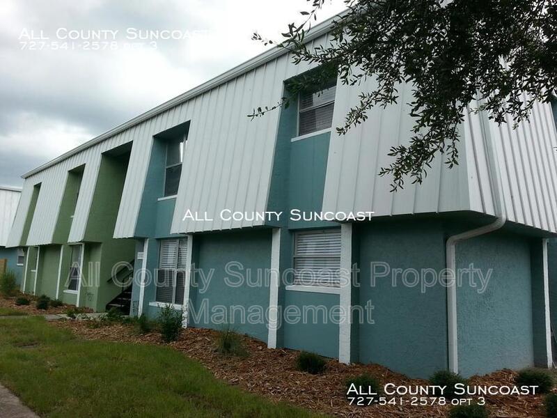 Pinellas Park Condo: 7450 35th St N #1003