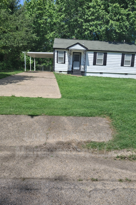 Memphis House: 3155 Madeline Cir