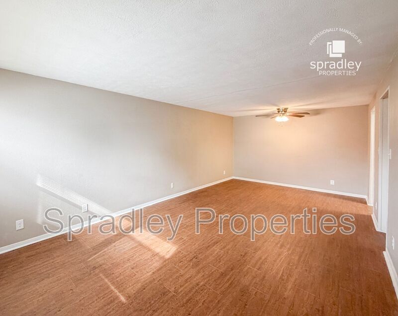 Temple Condo: 608 John Paul Jones Dr