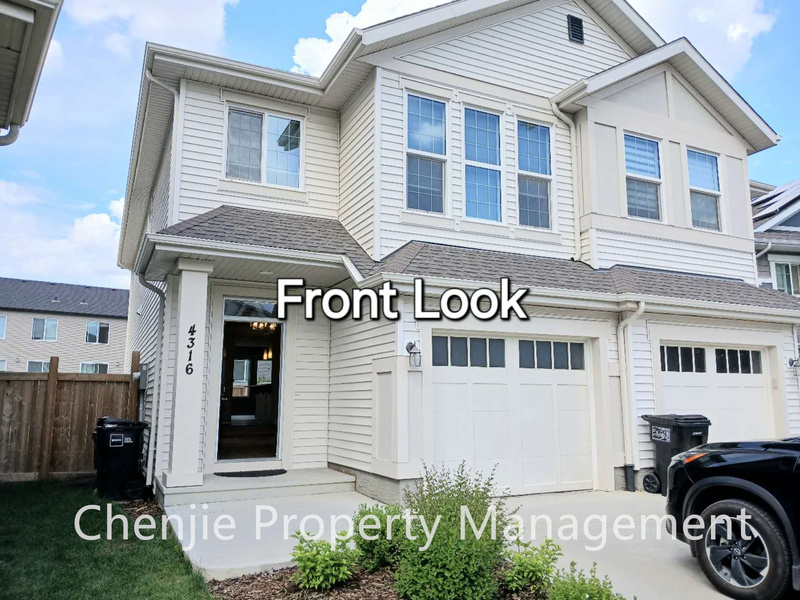 Edmonton Condo: 4316 Cooke Ln SW