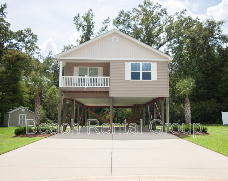 Myrtle Beach House: 410 Colin Claire Court