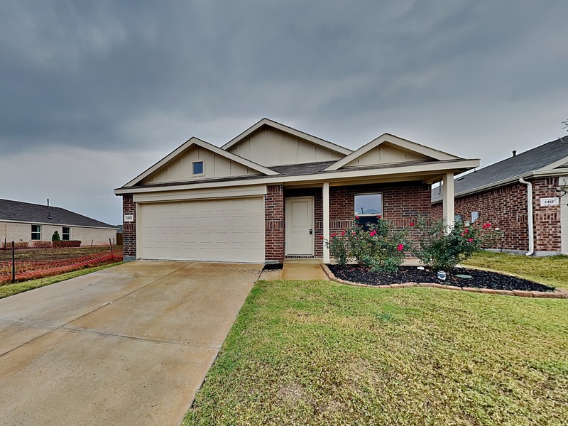 Forney House: 1409 Dovekie Dr