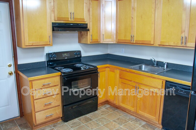 2-bedroom Duplex "ASK ABOUT OUR ZERO DEPOSIT" - Photo 4