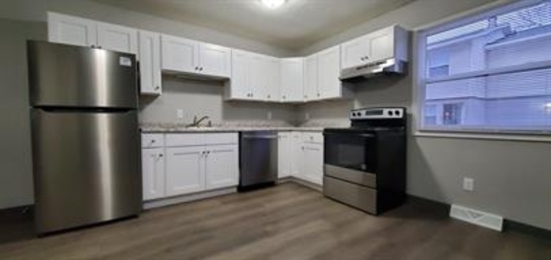 Menasha Condo: 983 7th Street - D