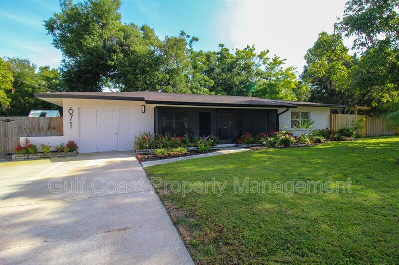Sarasota House: 671 47th Street