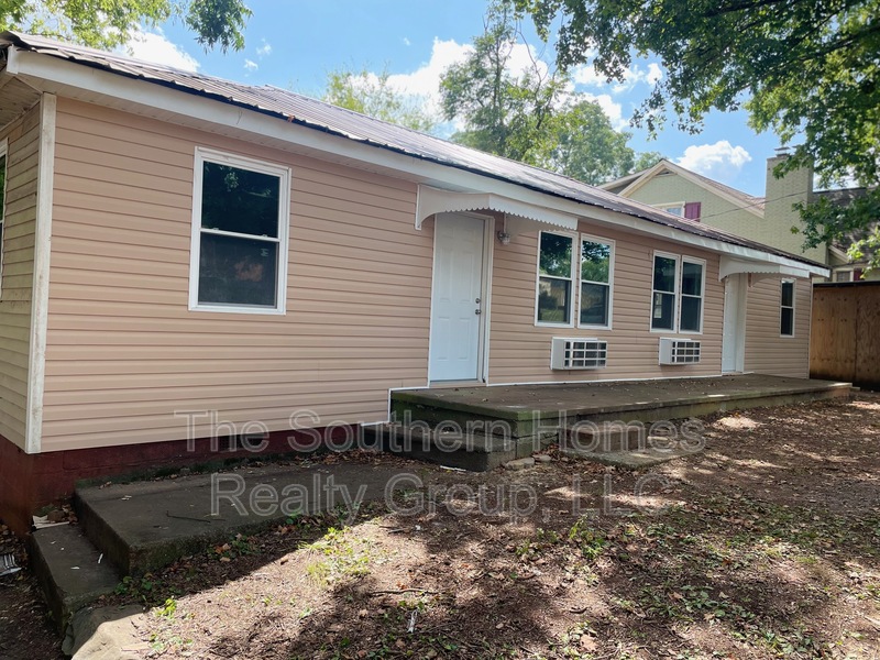 Sweetwater Condo: 303 South Oak Street - 3