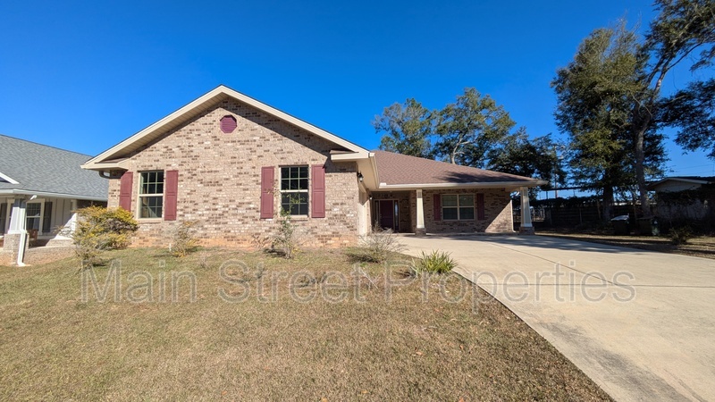 Pensacola House: 6260 Saufley Pines Road
