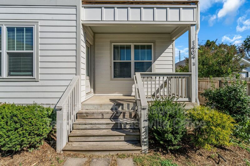 Nashville House: 1404 10th Ave N