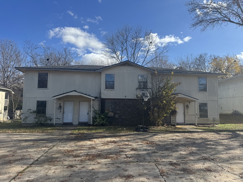 Fayetteville Condo: Betty Jo Dr.