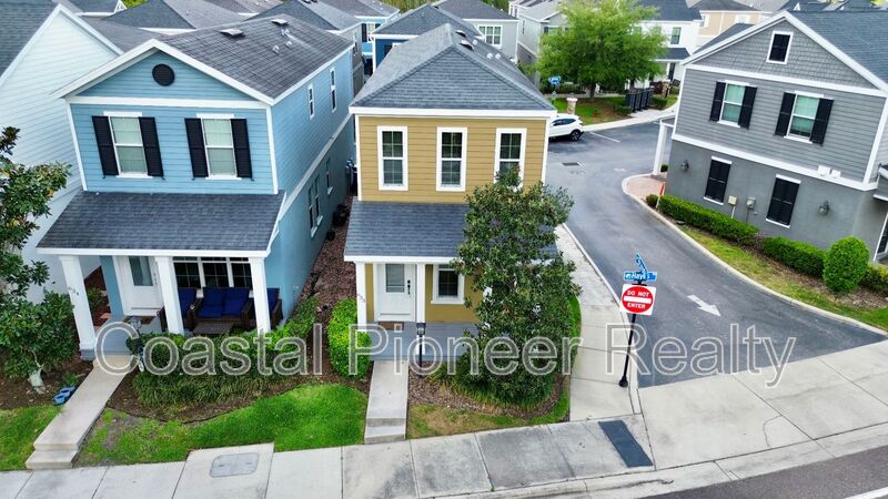 Oldsmar House: 633 Jetstar Ln