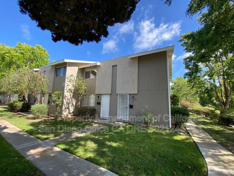 San Diego House: 8058 Camino Huerta