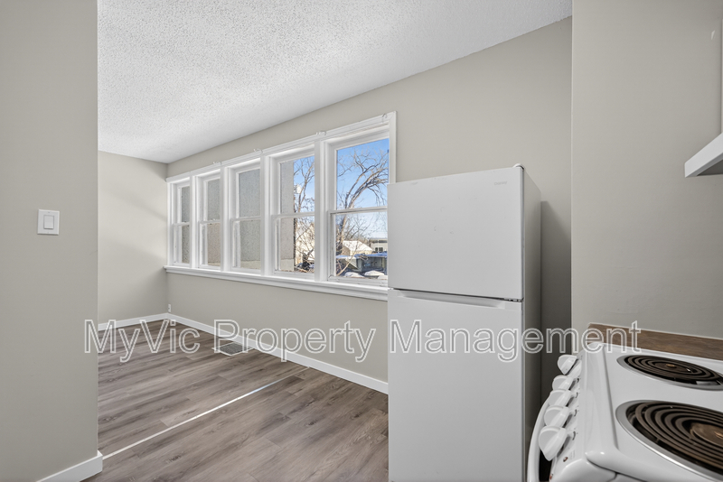 Edmonton Condo: 9620 82 Avenue