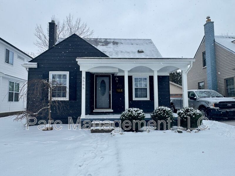 Berkley House: 3565 Phillips Avenue