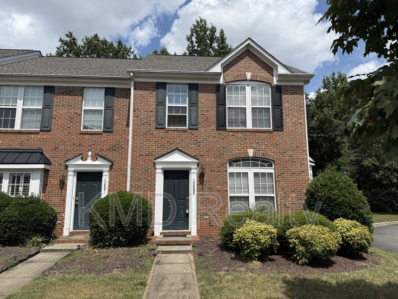 Charlotte Townhome: 10895 Garden Oaks Lane