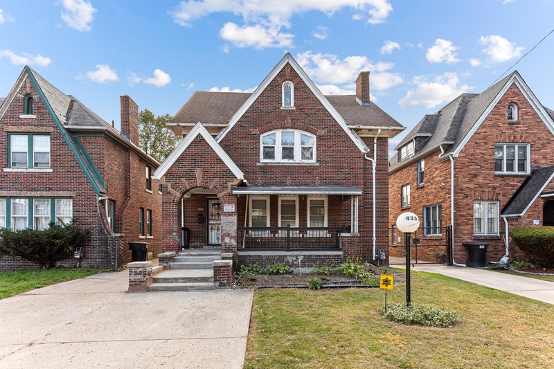 Detroit House: 4357 Fullerton Avenue