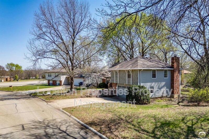 3421 West 10th Place, rental photo 3