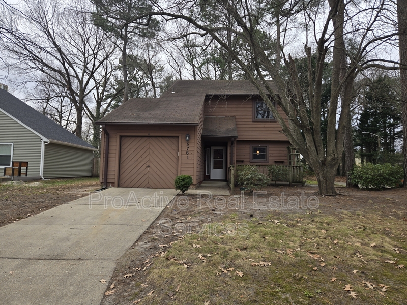 Virginia Beach House: 5761 Luck Lane