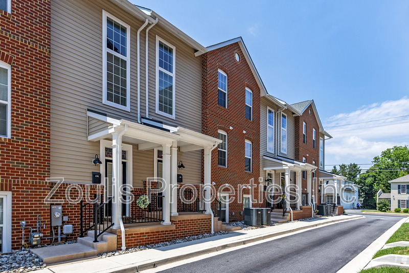 Bel Air Townhome: 43A East Gordon Street