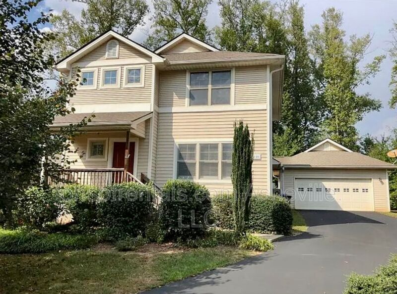 Brevard House: 130 Downing Park Ct.