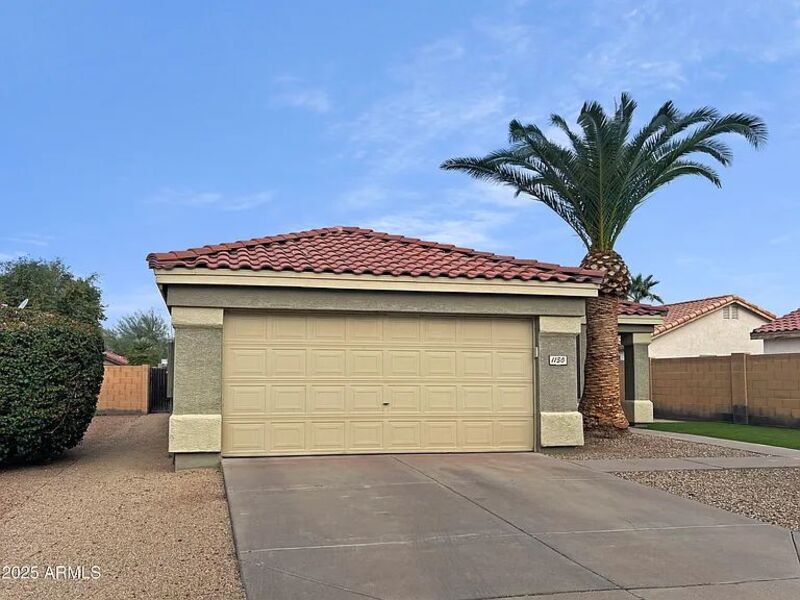 Mesa House: 1130 S 53rd Pl