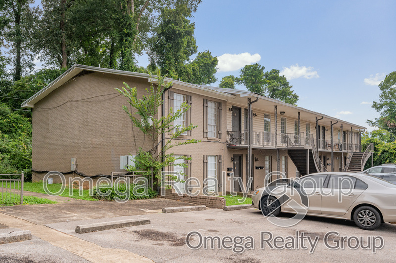 Birmingham Condo: 139 Foust Ct