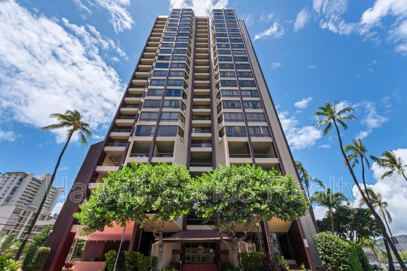Honolulu House: 320 Liliuokalani Ave 1802