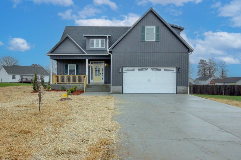 Elkton House: 128 Riverbend Drive